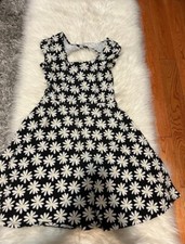 Black Daisy Dress Size:S fit Smaller Medium
