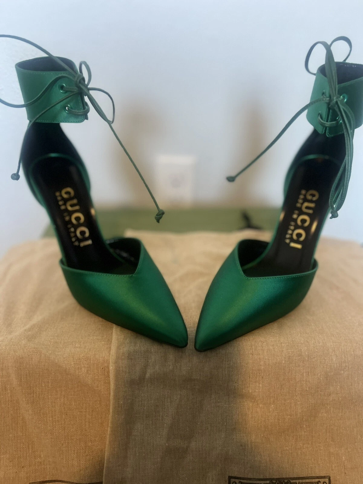 CHAUSSURES GUCCI PRISCILLA CHEVILLE MANCHETTE CUIR ROSE BOUT POINTU ESCARPINS taille 37 US 7