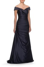 La Femme Off the Shoulder Ruched Satin Trumpet Gown, Size 8 10 16 2/12 in Navy