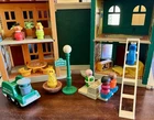 Vintage Little People #938 1975 Sesame Street  (door missing)