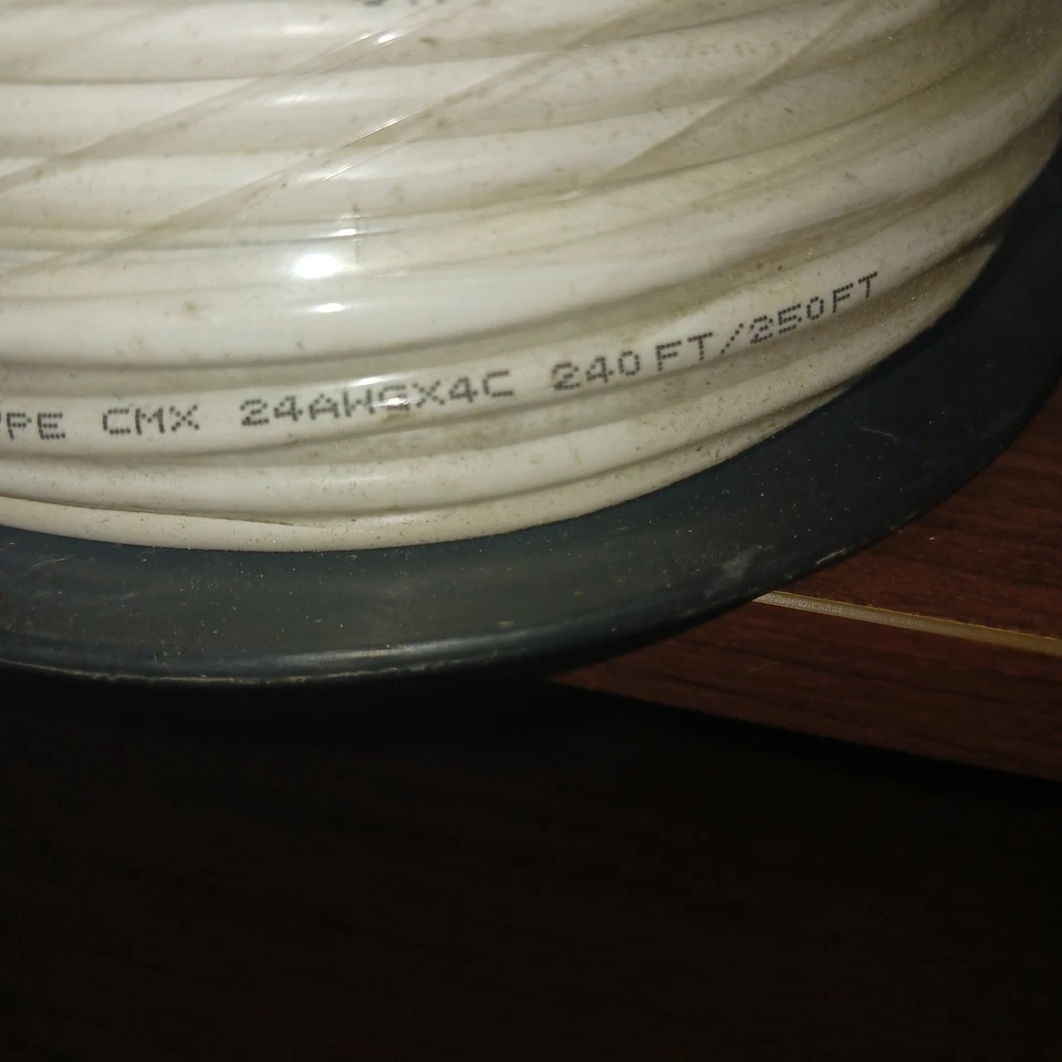 Cable 250' UTP CAT 3 - UL E310848 - Tipo CMX - 24AWGX4C NUEVO NOS Foto 4 de 4