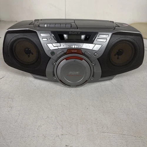 Vintage Sony CFD-G30 CD Radio Cassette-Corder — Power Drive Woofer