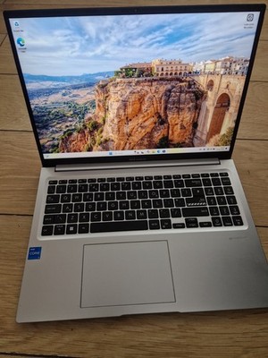Asus Vivobook 16 X1605EA 16'' Laptop Intel Core i5 11.Gen, 128GB SSD 8GB .Win11 