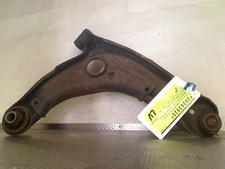 Triangle de suspension Toyota VERSO