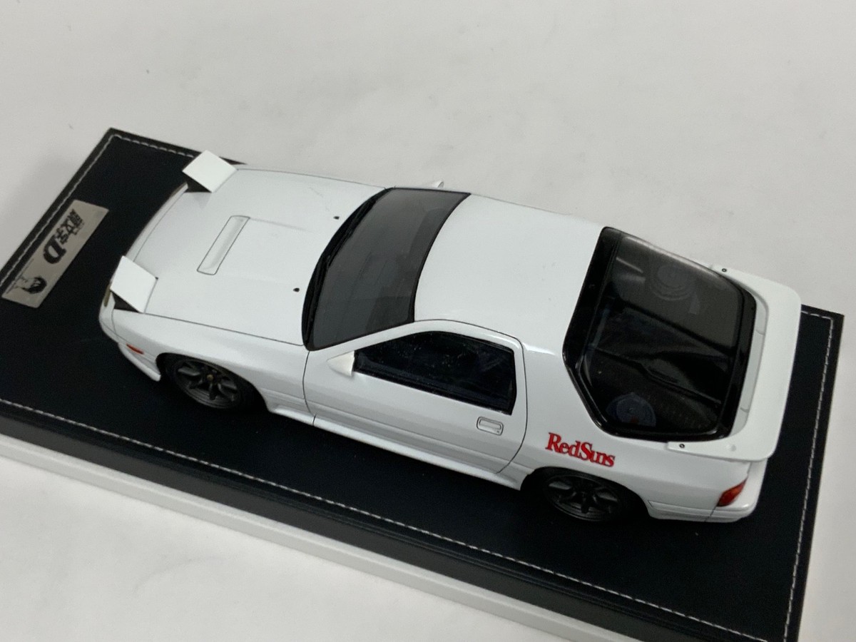 Ignition Model RX-7 ホワイト 1/18 1/18 Ignition model Initial D Mazda RX-7 infant ( FD3S) in White