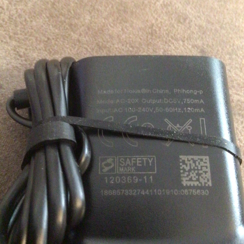 Genuine Nokia AC-20X Micro USB Wall Charger For Lumia Asha N97 E75 5800 N86 etc. - Image 2 of 4