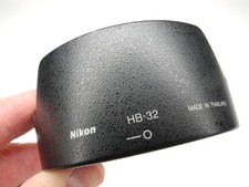 Nikon HB-32 Camera Lens Hood For AF-S 18-70mm / 18-105mm / 18-135mm / 18-140mm