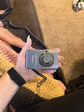 Canon PowerShot SD1200 IS 10MP Compact Camera 3x Zoom IS 2.7in Silver