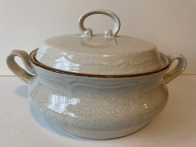 Baroque Hearthside Stone Ware Tureen, 2 Qt., Speckled Beige