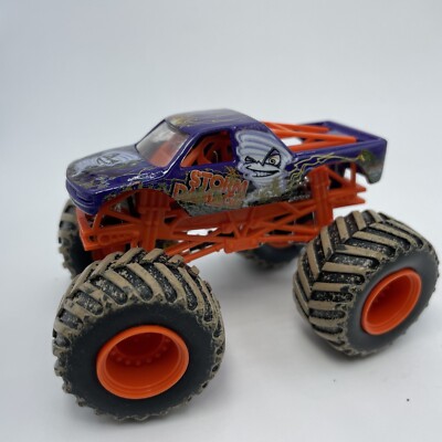 Hot Wheels Monster Jam - Storm Damage with Mud Tires 1:64 Purple