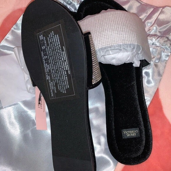 Toboganes de terciopelo adornados Victoria's Secret elige tu talla Foto 4 de 4