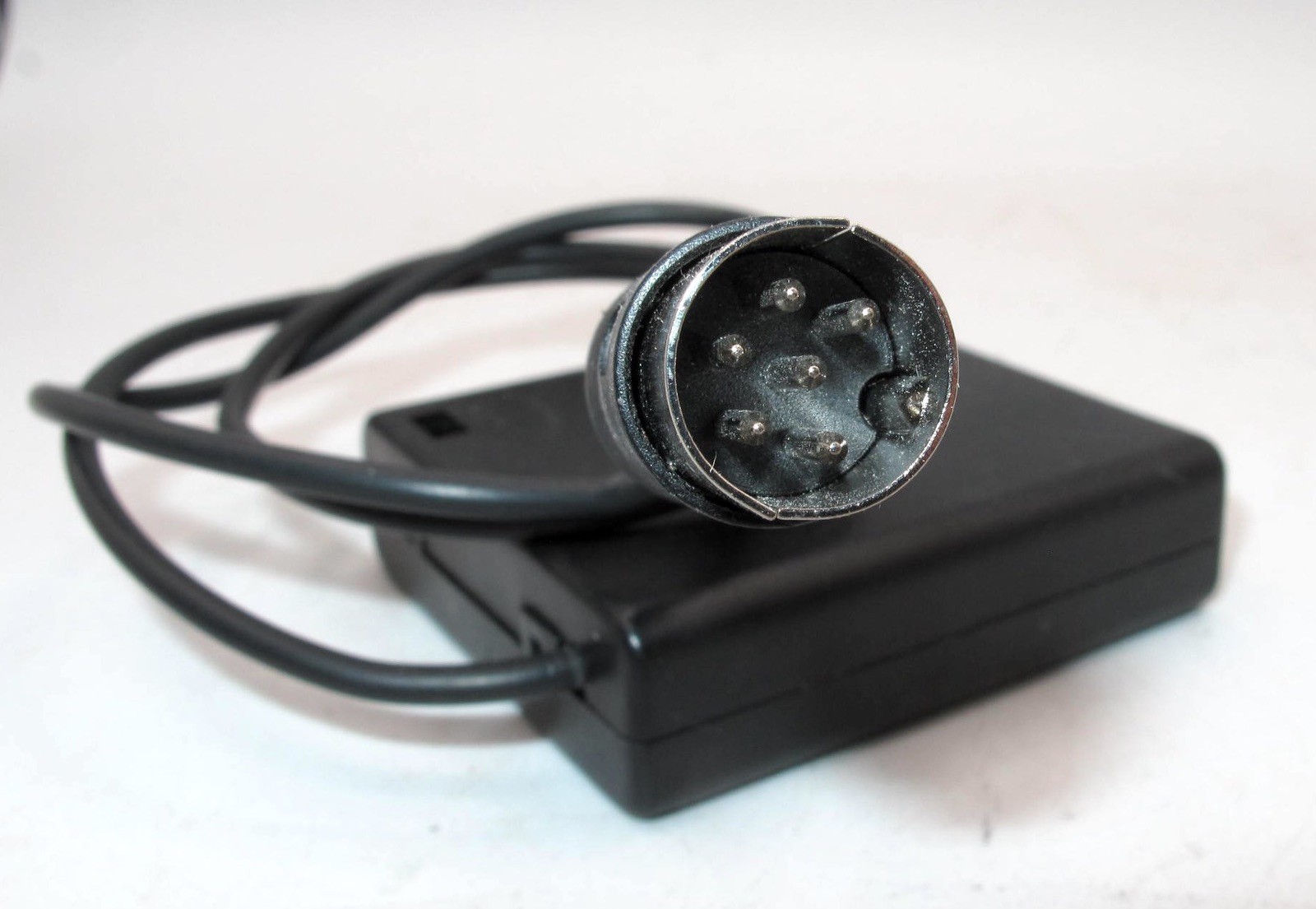 *VINTAGE* EXTERNAL 4-AA BATTERY PACK FOR HASSELBLAD 500 ELM, EL CAMERAS