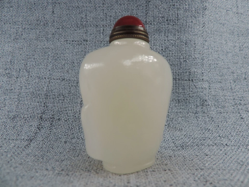 Botella de tabaco Eximious china hecha a mano blanca de vidrio de Pekín Foto 4 de 4