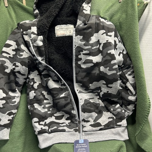 Black And Gray Camo Jacket Size 7 New Tags On It Hooded With Front Zipper - Picture 1 of 8