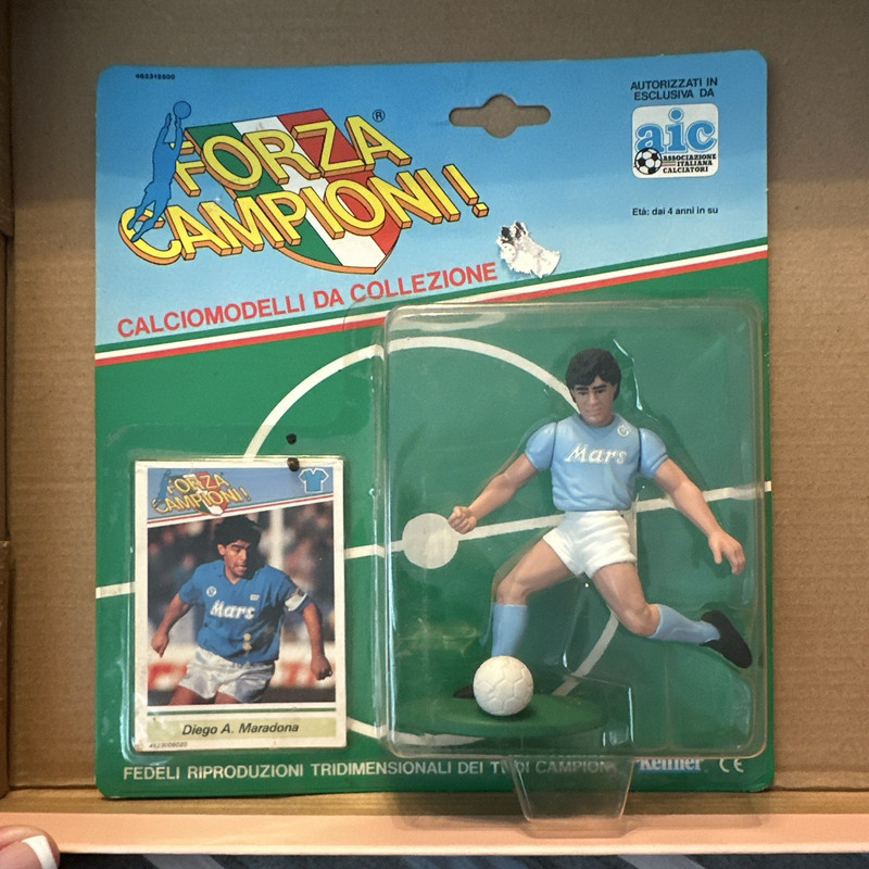 Kenner Forza Campioni! Diego A. Maradona Napoli Soccer Figure w/ Trading Card