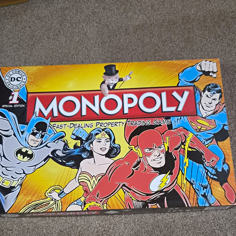 Hasbro Monopoly DC Comics Special Edition Board Game Complete Set 2008