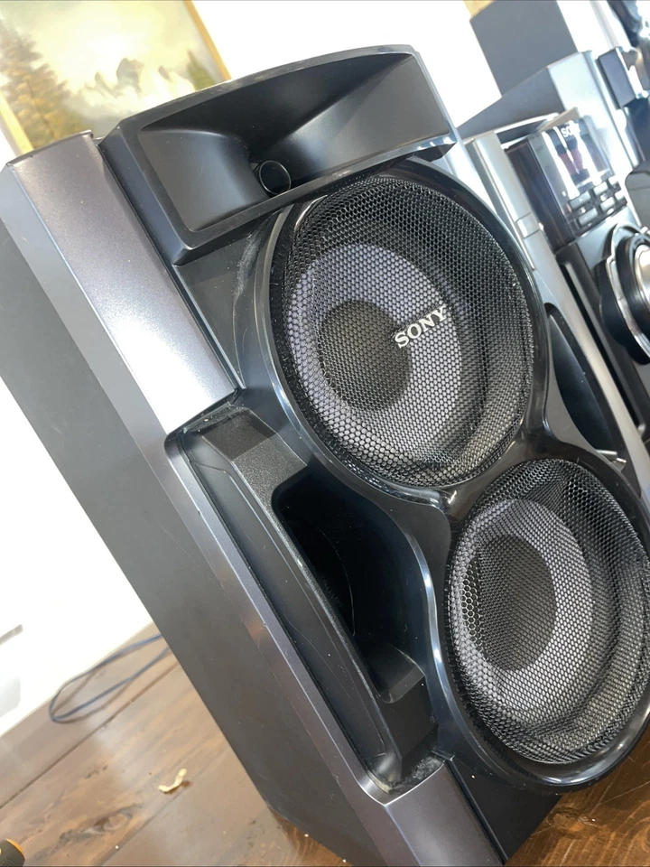 Sony CD Receiver Mini Hi-Fi Shelf System w/ Speakers MHC-EC78P - Image 2 of 4