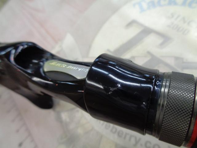 megabass Destroyer FX-83XBJ (Black Jungle) ITS Reel Seat