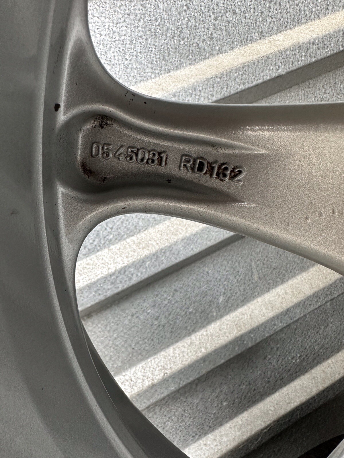 2005-2012 Porsche Carrera gt 5 spoke sport 19 inch front rim