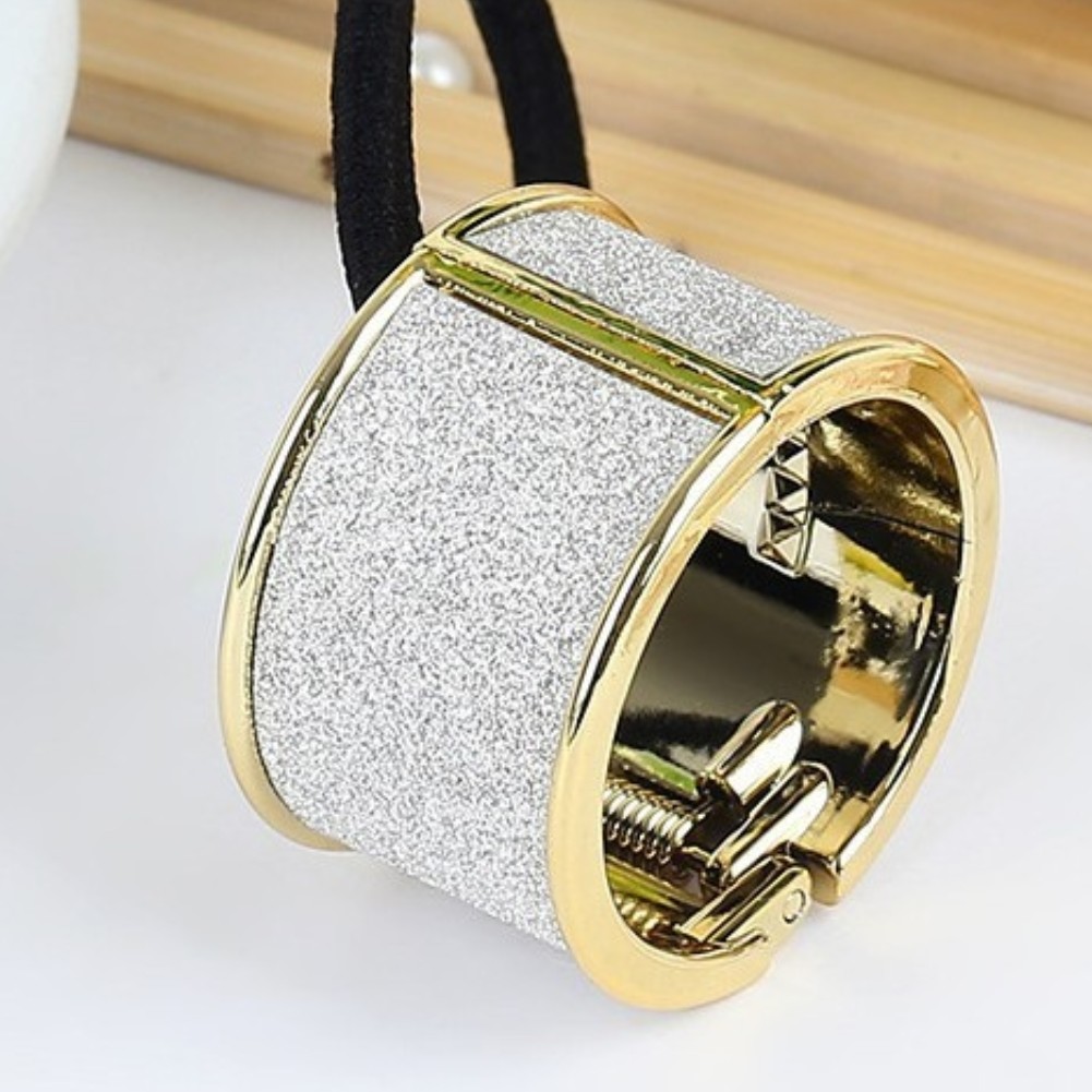 BACHCA Paris | Haargummi Mit Metall Charm In Gold Haar Accessoire