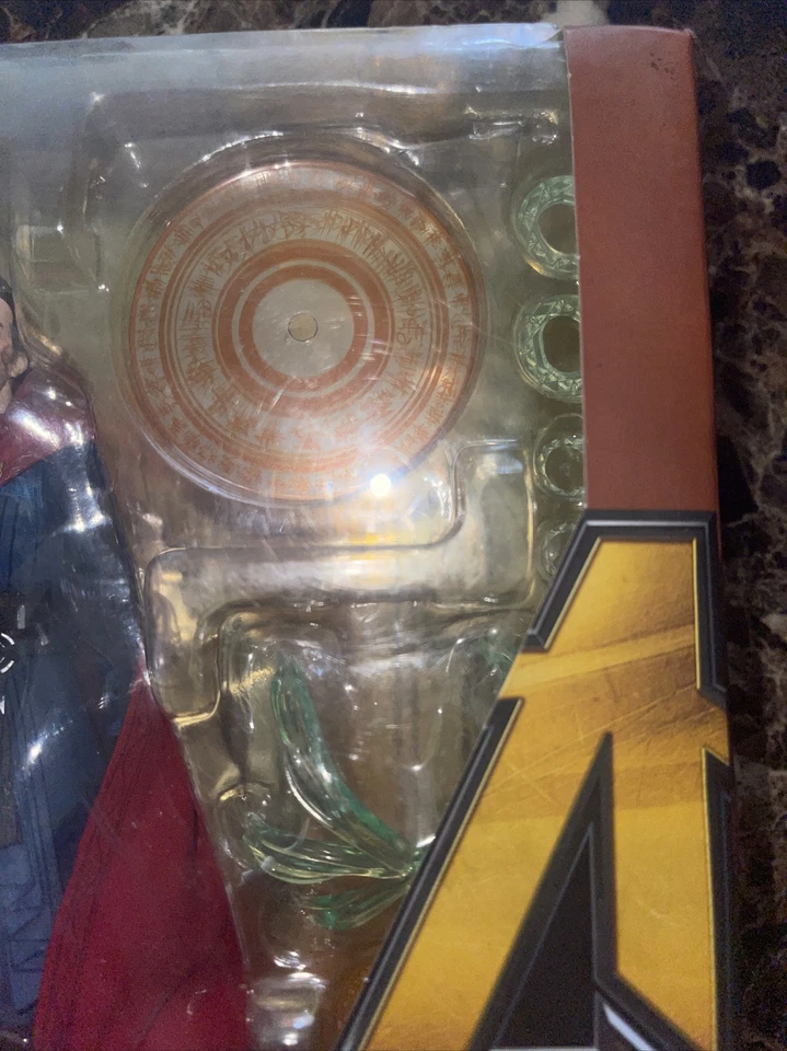 Bandai SH Figuarts Tamashi Nations Marvel Avangers Infinity War Doctor Strange  Foto 3 de 4