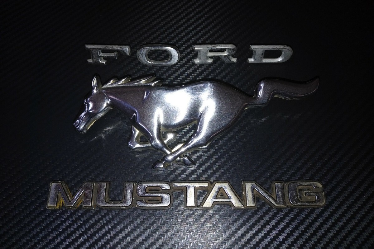 Ford Mustang Chrome Running Horse Pony Emblem 'F O R D