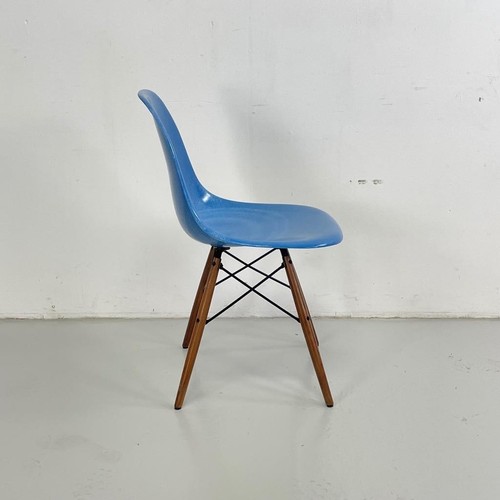 Eames Dsw Stuhl Herman Miller Walnuss Dübel Basis 50s 60s Kobalt Blau #4623 - Bild 8 von 10