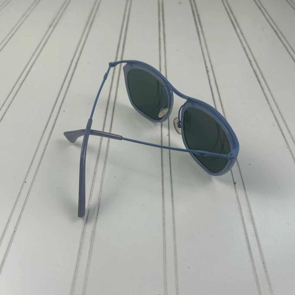 Gafas de sol Emporio Armani con montura azul con lentes verde oscuro - Diseñador unisex Foto 3 de 4