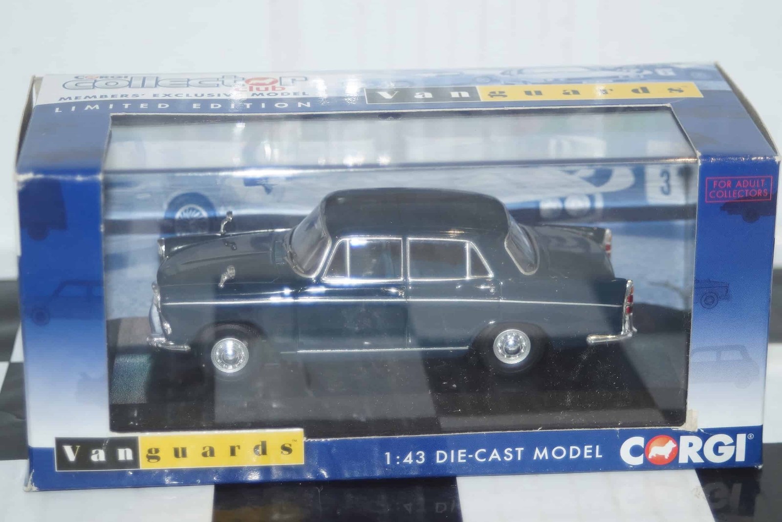 Vanguards Corgi Morris Oxford VI Blue 'Morris Centenary'  VA05407 1:43