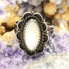 Sterling Silver 925 Mother Of Pearl Gemstone Ring Size 6