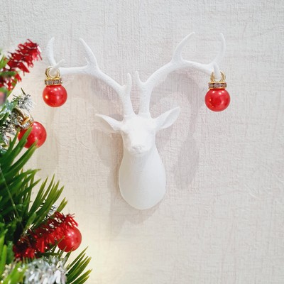 Puppenstube Weihnachten Rentier/Hirsch mit 2x Kugeln, Farbwahl, 12.