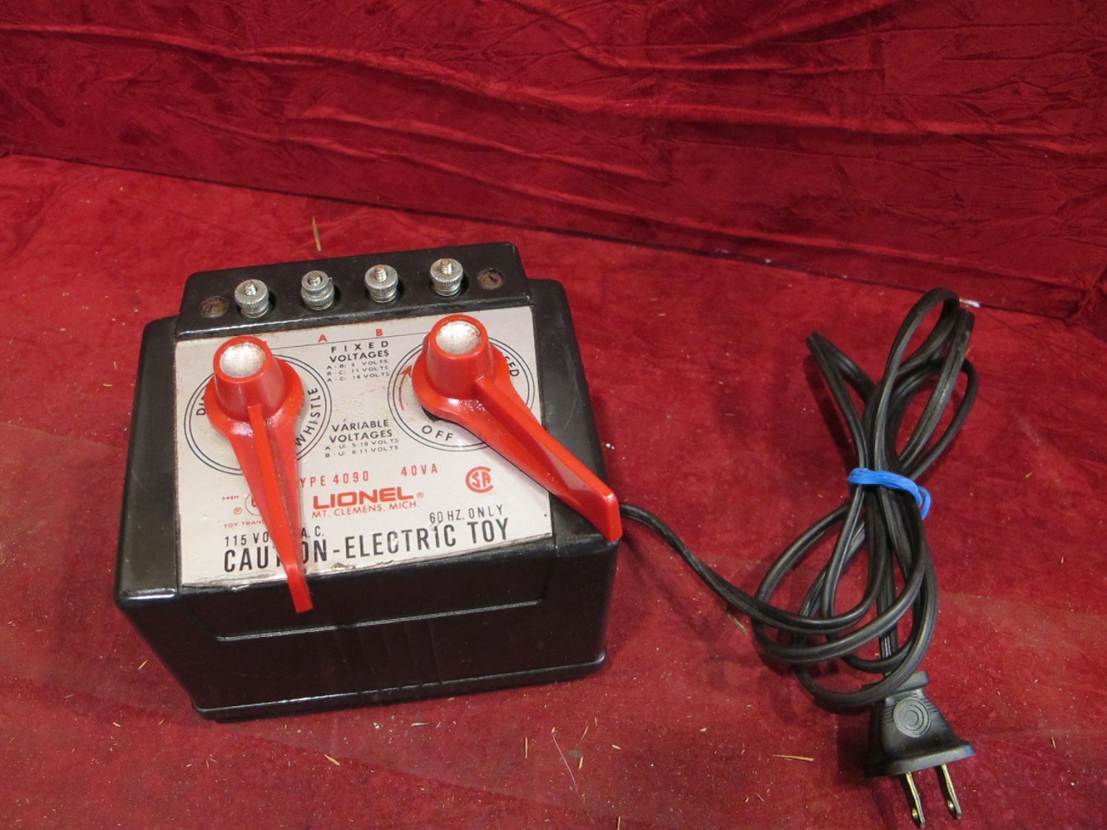 Click here to see eBay Auction