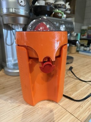 Bodum Orange Electric citrus Juicer