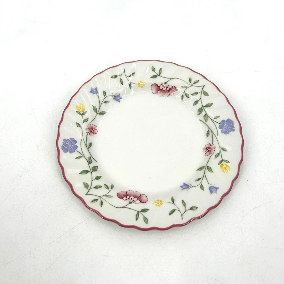 JOHNSON BROS. Juego de 4 Platos Vintage Blanco Floral Inglaterra Pan y Mantequilla 6.25" Foto 2 de 4