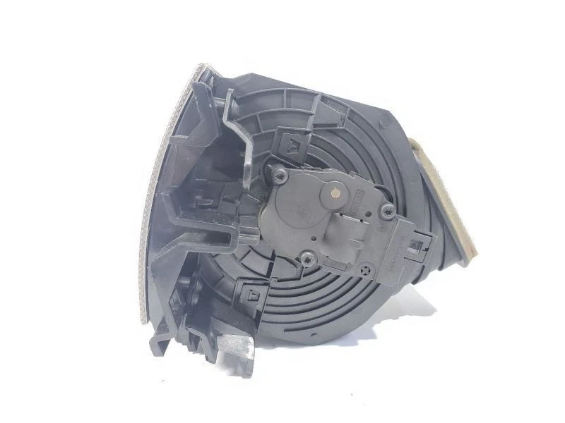 Heater And AC Parts Center AC Vents With Bezel OEM 2013 13 Jaguar XFR  - Image 4 of 4