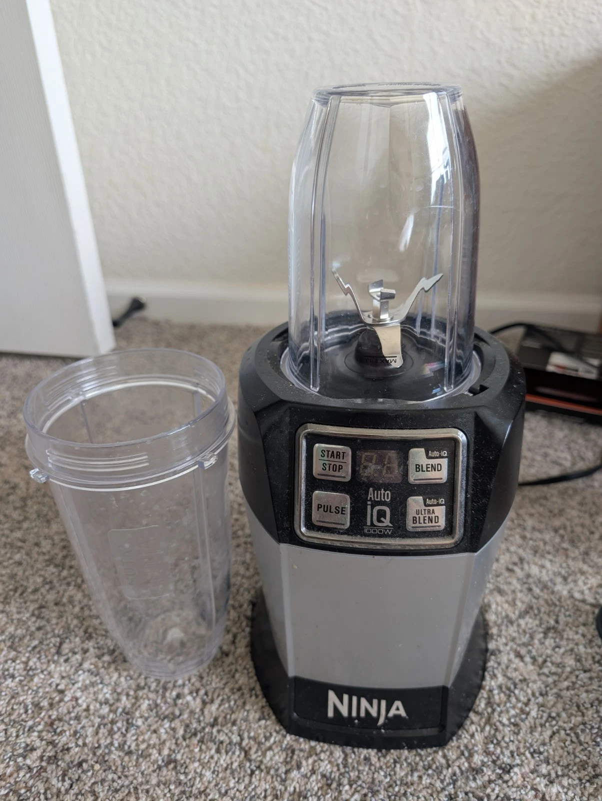 Nutri Ninja Pro Auto iQ Blender BL480D Base, Blade, And Two Mixing Jars