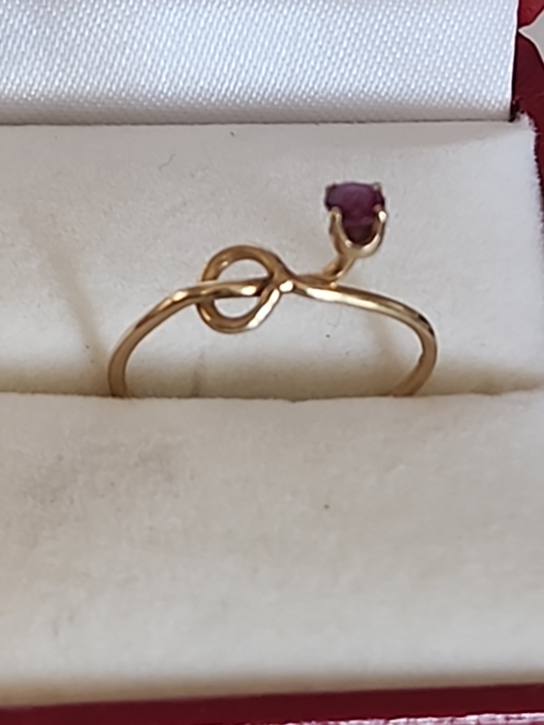 Solid 14k Yellow Gold Ruby Minimalst  Ring Sz 5 1… - image 4