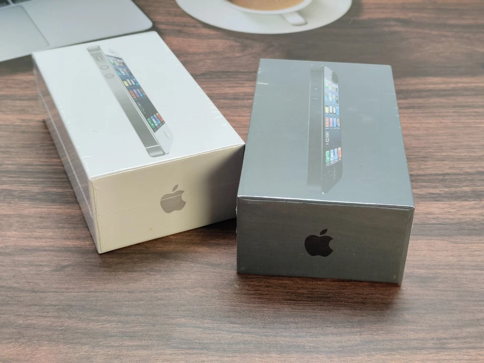 Apple iPhone 5 16/32/64GB Black/White Factory UNLOCKED any carrier  Rare ios 6 - Image 2 of 4