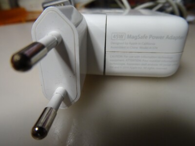 Original Apple 45W MagSafe Power Adapter weiß