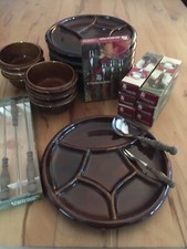fondue teller, schälchen, gabeln, löffel,gäbelchen