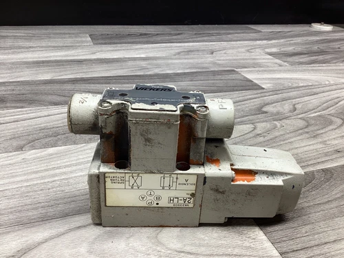 Vickers DG4V-3-2A-PL-T-10-LH-JA-S330 Solenoid Valve #132D92PR5