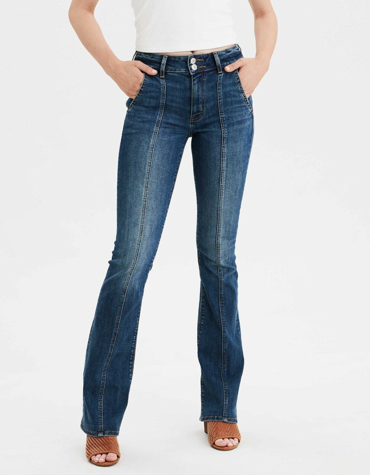 ~American Eagle Women’s Hi Rise Artist Flare Jeans Medium Wash 18 Short