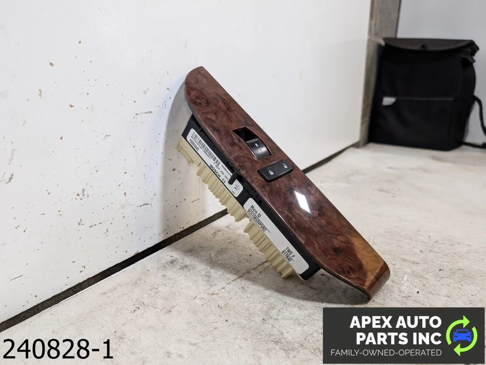 Chevrolet Suburban 2007 fabricante de equipos originales 5,3 L ventana de pasajero e interruptor de bloqueo de puerta Foto 2 de 4