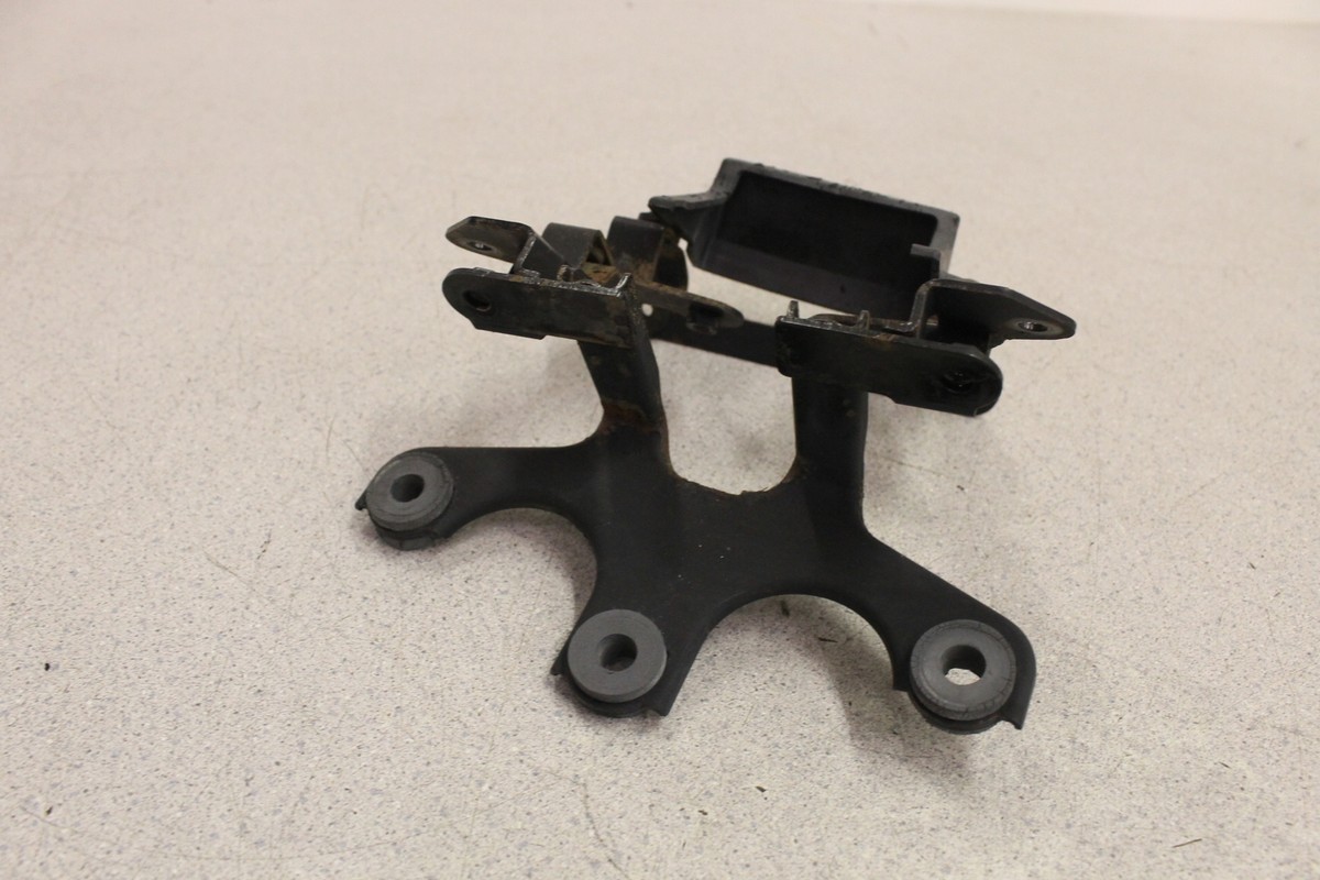 みぁ 1993 Kawasaki Ninja ZX6 ZX600D REAR BACK TAIL LIGHT MOUNT