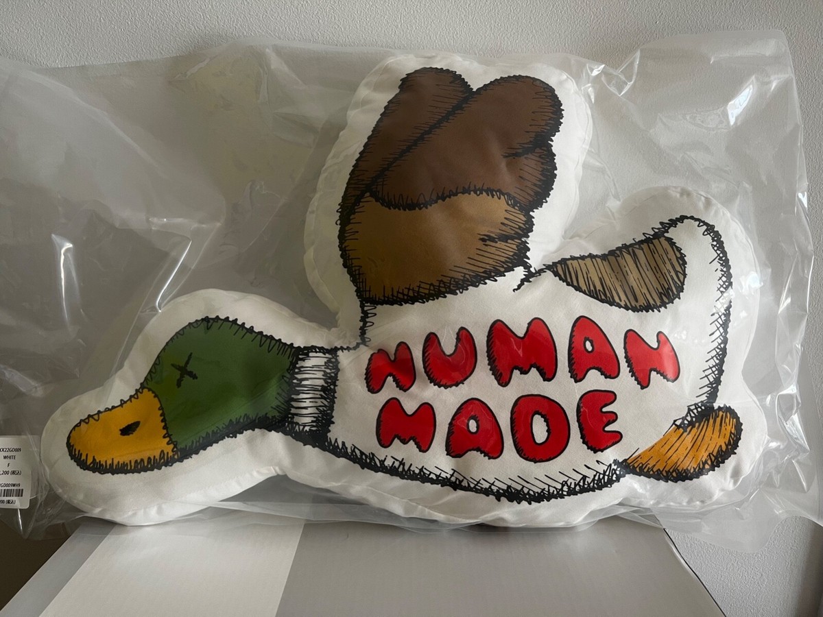 HUMAN MADE x KAWS CUSHION KAWS #1 – happyjagabee store HUMAN MADE x KAWS CUSHION KAWS #1 – happyjagabee store