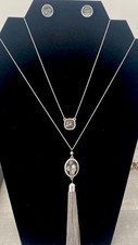 2 Layered necklaces & Stud earrings Silver Gr...