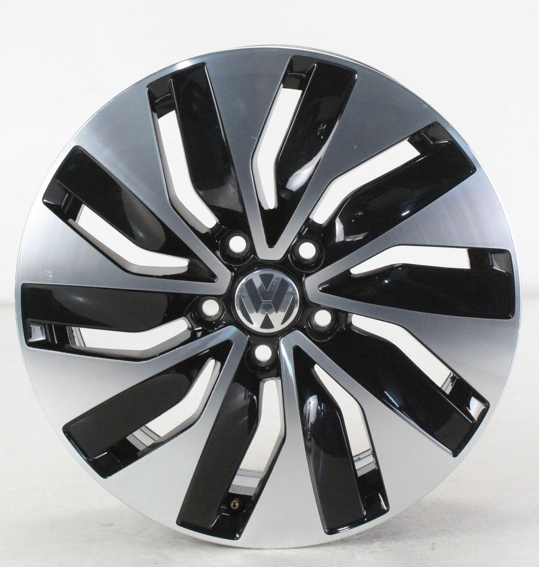 VW Jetta 5C Alloy Wheel 17 Inch Black Single Wheel Buenos Aires 5C0601025S