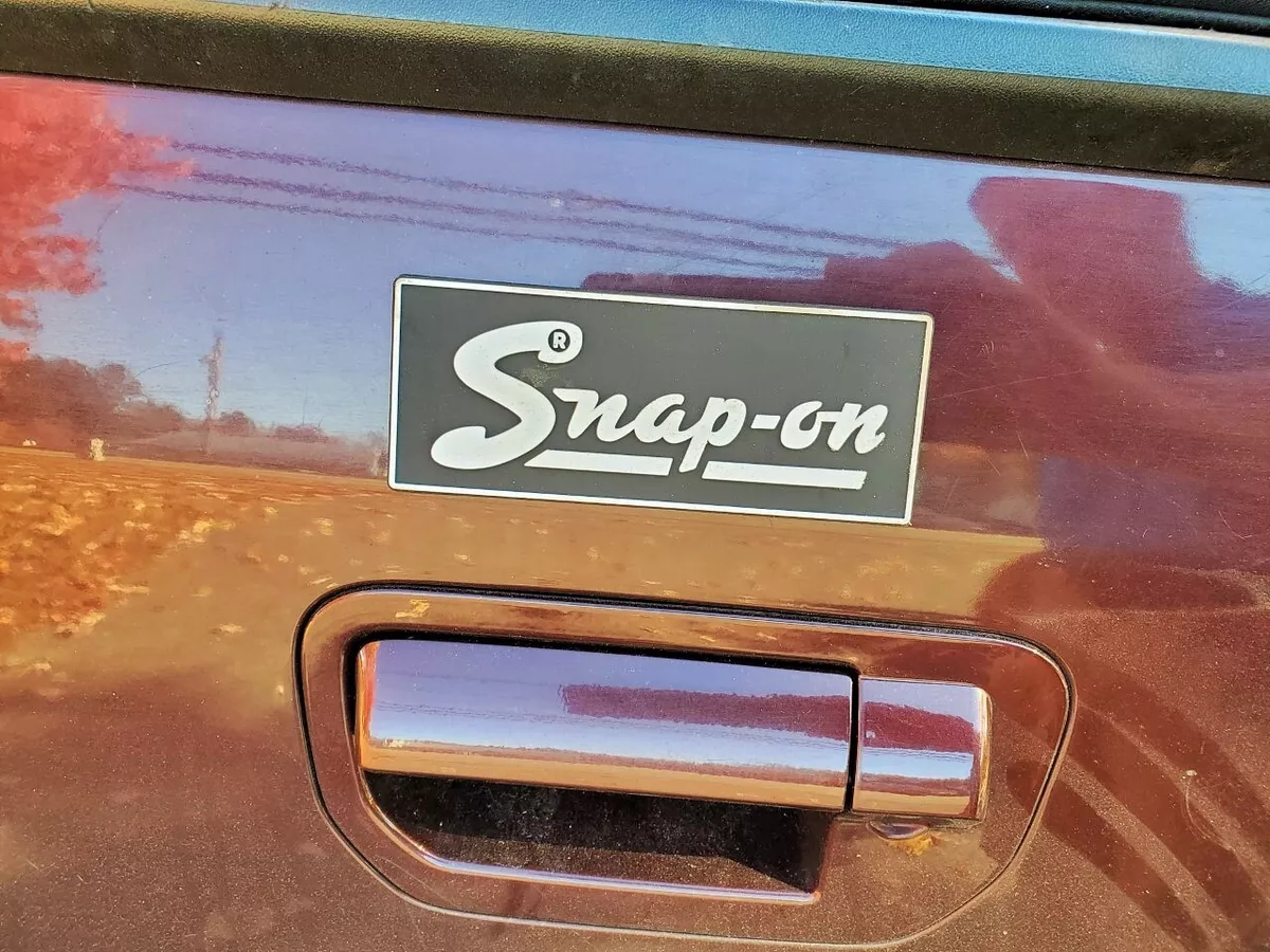 SNAP ON Vintage tool box badge emblem name plate tag 3D rubber magnet