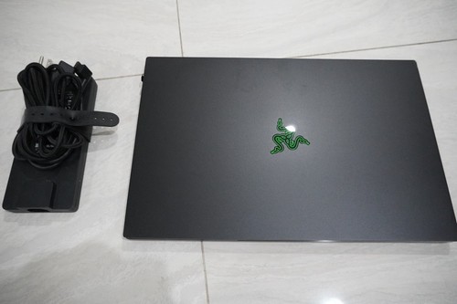 Razer Blade Pro 17 i7-10875H RTX 2080 Super Max-Q 16GB 512GB SSD RGB SD ...