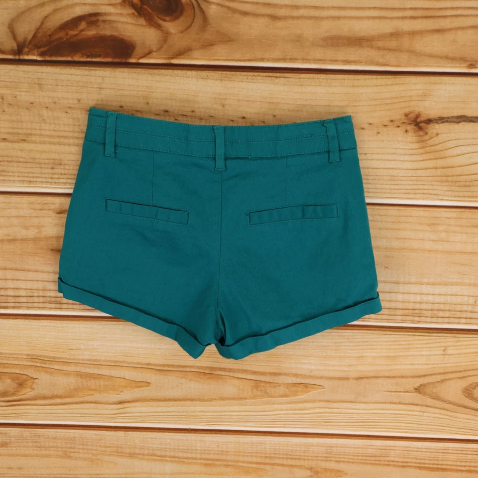 Pantalones Cortos Forever 21 Mujer Talla S Verde Bosque Chinos Bolsillos con Puños 1.5" Entrepierna Foto 2 de 4